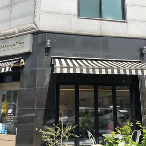 컴플리트 리뷰 사진