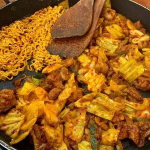 유가네닭갈비 사진