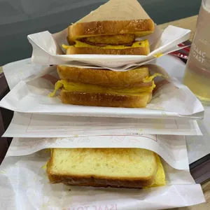 이삭토스트 사진