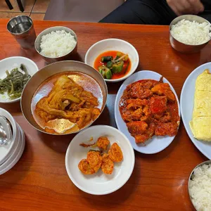굴다리식당 사진