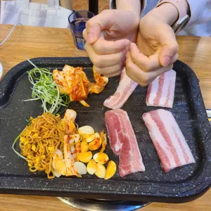 본동식당 사진