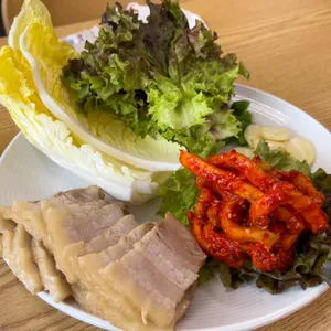 봉순 사골칼국수 보쌈 사진