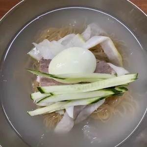 평양냉면 사진
