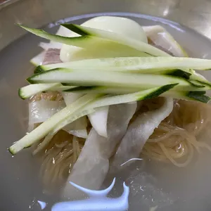 평양냉면 사진