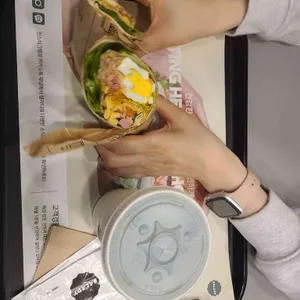 샐러디 리뷰 사진