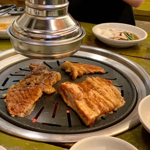 대들보 돼지갈비 대구탕 사진