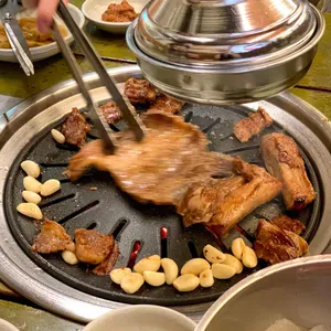 대들보 돼지갈비 대구탕 사진