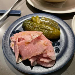 뮤땅 사진