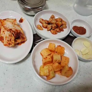 24시 소문난뼈다귀해장국 사진