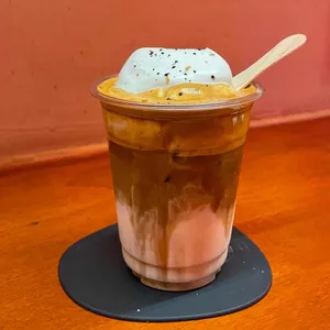 사생활 카페 리뷰 사진