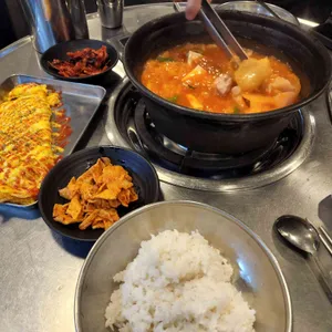 백채김치찌개 사진