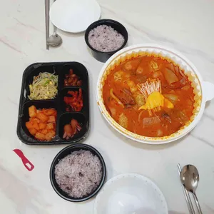 놀부부대찌개&철판구이 사진