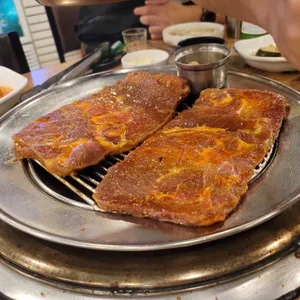 흥부골숯불돼지왕갈비 리뷰 사진