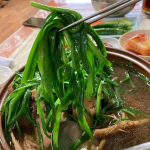 유성옻닭 사진