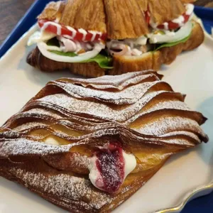 조셉 파리 사진