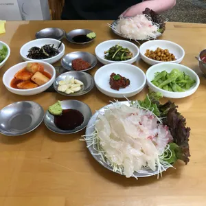 부산명물횟집 리뷰 사진