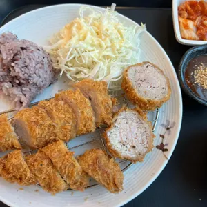 윤카츠 사진