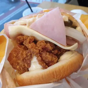맘스터치 사진