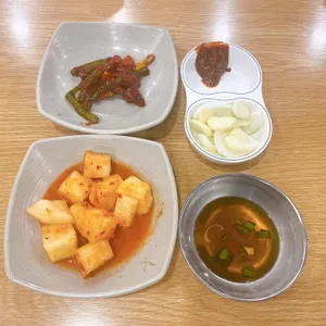 황기닭곰탕 사진