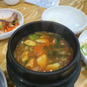 옛날영양돌솥쌈밥 사진
