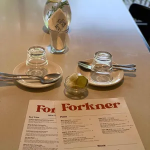 포크너 리뷰 사진