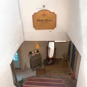 화이트하우스 리뷰 사진