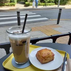 세컨브레스 사진