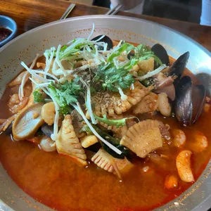 황금룡 사진