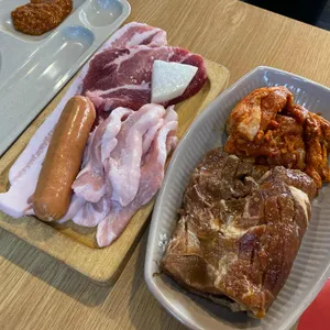 무한리필고기굼터 사진