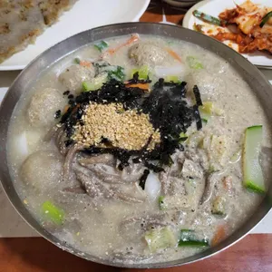 옹심이칼국수 사진