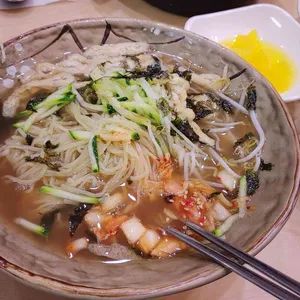 국수나무 사진