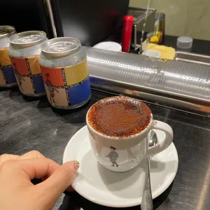 스탠드업플리즈바이턴온 사진