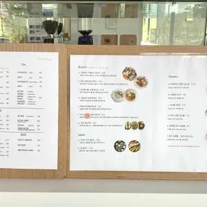 더데이즈 리뷰 사진