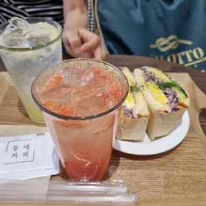 동네커피 사진