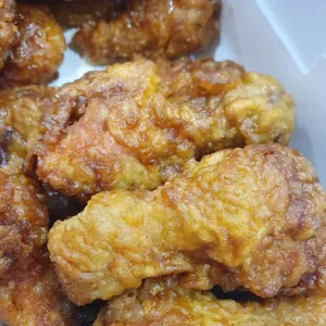 교촌치킨 사진