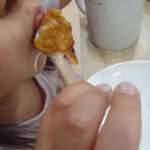 교촌치킨 리뷰 사진