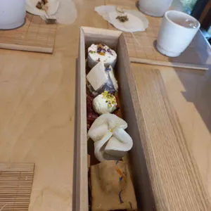 이이알티 사진
