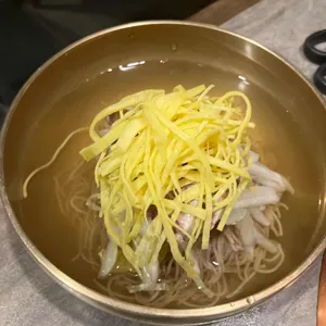 뜨락 사진