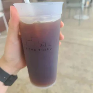 온더써드 사진