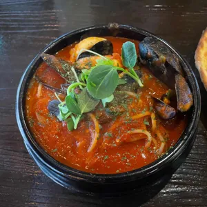 로도스 피자 사진