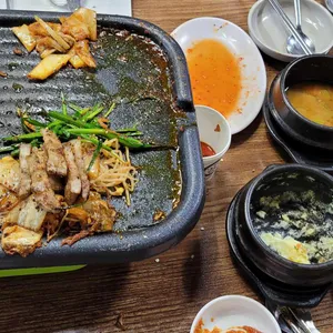 돈이네삼겹살 사진