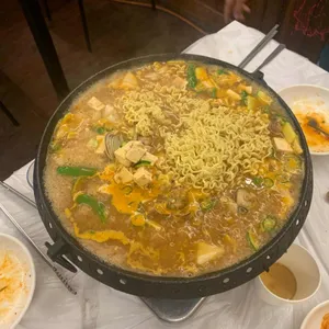 강변식당 사진