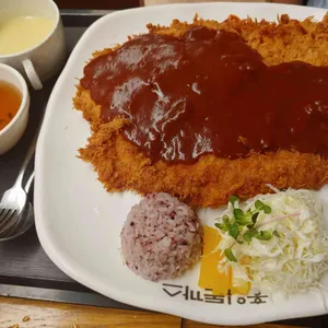 홍익돈까스 사진