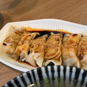 알러이 사진