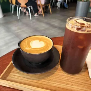 톤블랙로스터스 사진