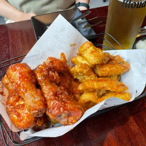 교촌치킨  사진