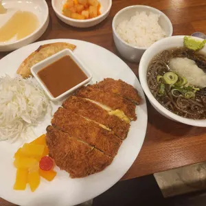 본여우&본정 사진