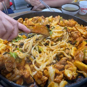 금병산 숯불철판닭갈비 사진
