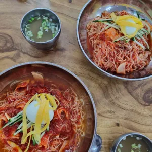 명품한방밀면 사진