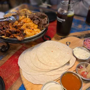 감성타코 리뷰 사진